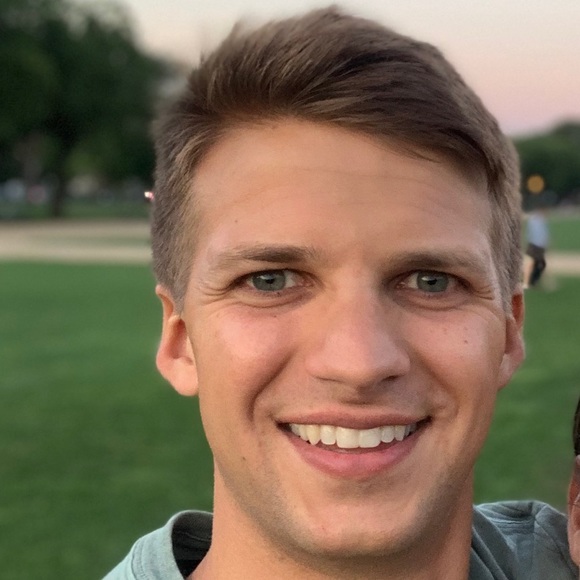 Meet your Posher, Ian - Picture 1 of 1